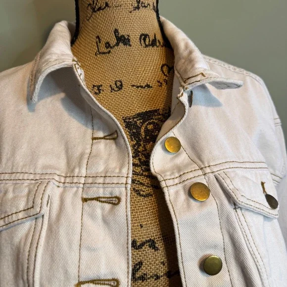 Elia-Cher Womens Y2k Streetwear Frayed Denim Cropped Jacket White Size 4/6 - Picture 3 of 8